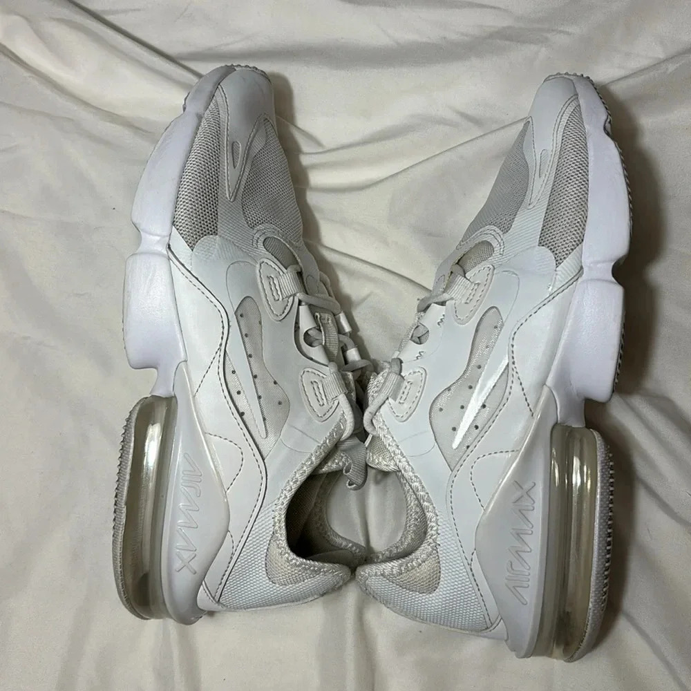 Nike Air Max Infinity 2 Triple White Women's size 8.5 - Picture 5 of 13